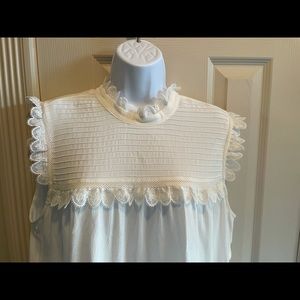Danielrainn off white sleeveless top size large